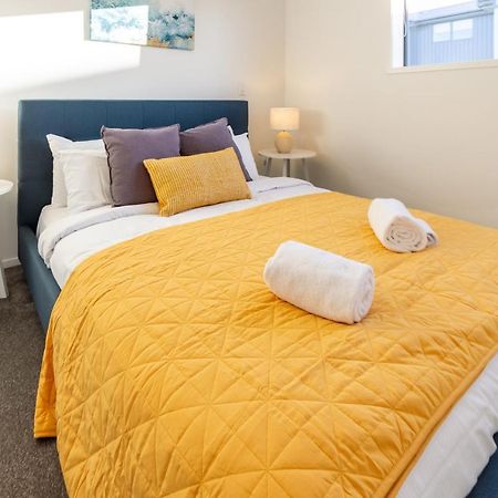 Urban Park Escape 2 Bed 2 Bath W/Carpark Christchurch Exterior foto